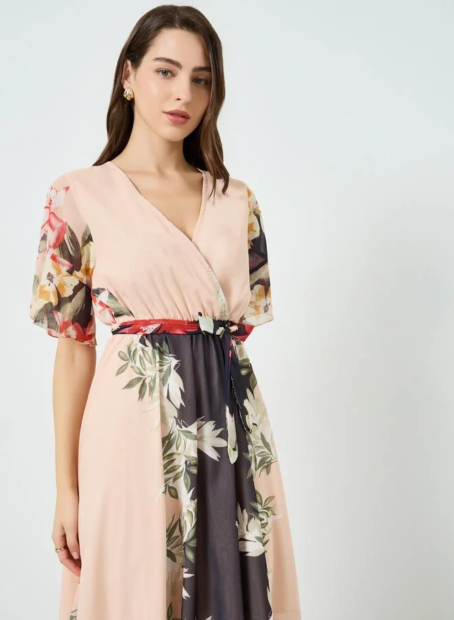 تايك تو فستان طويل بخصر محدد ونقشة زهور للنساء